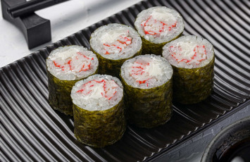 Мини ролл с крабом
