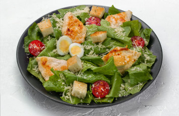 Цезарь с курицей